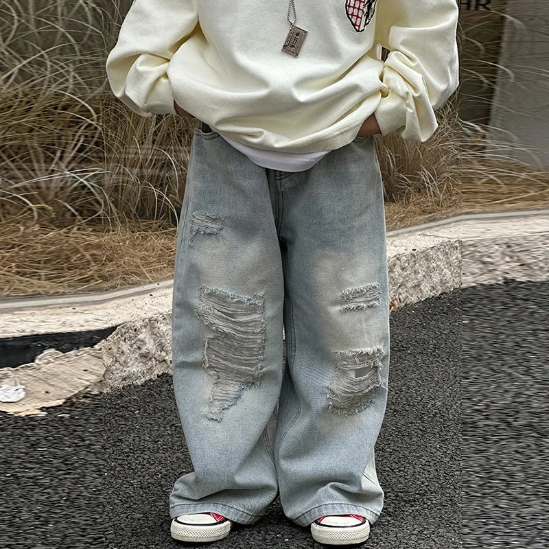 Spring Summer Autumn 210 Year Old Boys Jeans Loose Wide Leg Pants Light Blue Tear Childrens Versatile Trousers A2588 250414z
