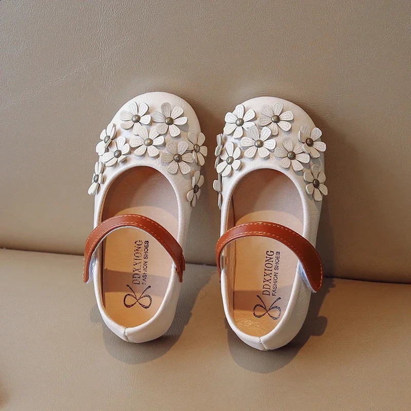 1-8Y Girls Flat Shoes Princess Mary Janes Child Patent Leather Infant Toddler Bowtie Shoes Kids Soft Sole Ballet Shoe 250423