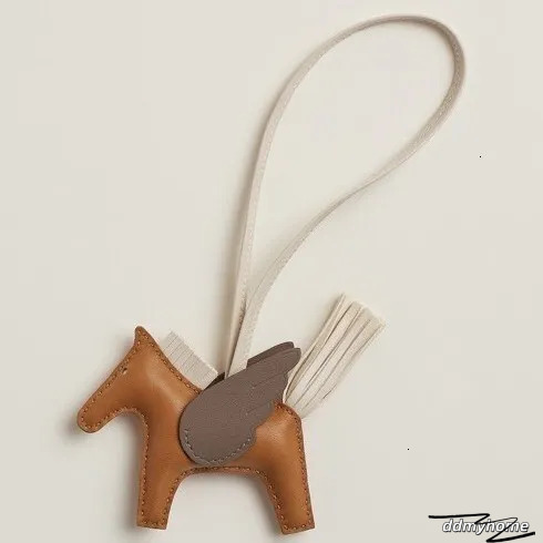 Handmade Little Pegasus Bag Charm Sheepskin Hand-Sewn High-End Rodeo Pony Pendant Keychain Car Hanging Decoration Ddmyhome