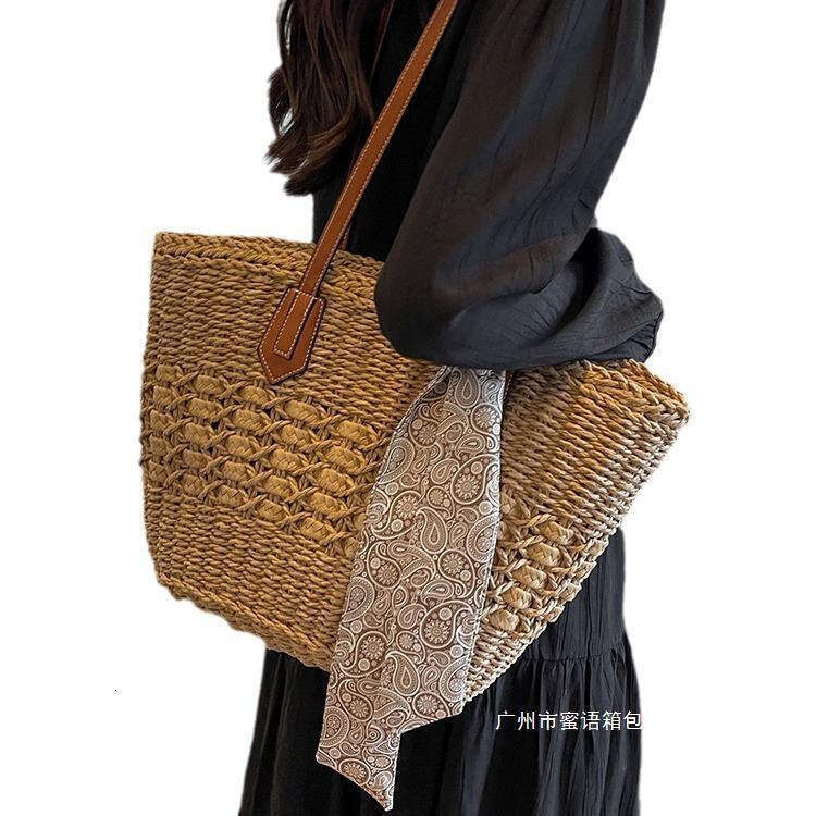 Ins Style Resort Beach Bag Trendy Grass Women S Woven New Vacation Beach Shoulder Tote Bag Versatile Summer KQ