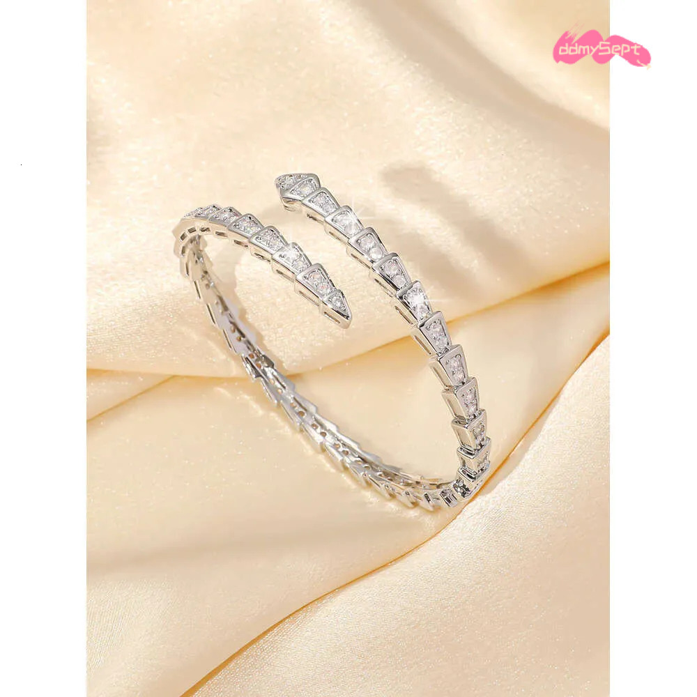 Women s Popular Round Diamond Full Zircon Bracelet Ladies Light Luxury Temperament Circular Bangle Cross border Best seller H11.21 ddmysept