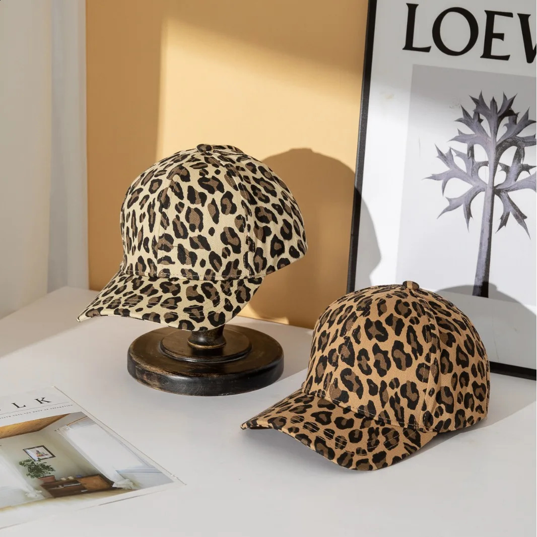Leopard Print Womens Baseball Hat Fashion Retro Y2K Street Trend Duckbill Hat Outdoor Spring Travel Adjustable Sunshade Hat 250422