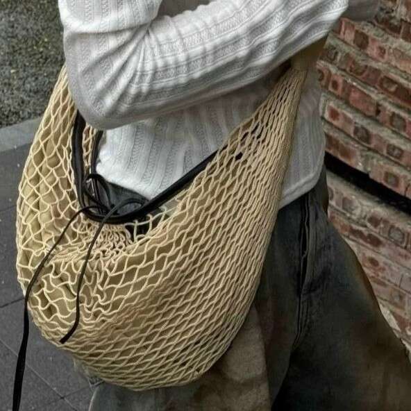 Ins Style Resort Beach Bag Spring Summer New Hollow Weaving Large Capacity Tote Bag Niche Design Seaside Vacation Style Beach Horn Bag KQ