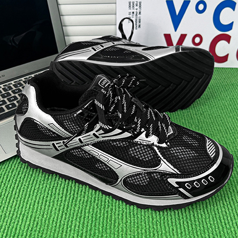 Men's Outdoor Retro Sneakers All-Season Lightweight Breathable Running Shoes Stylish Comfortable Trendy Footwear