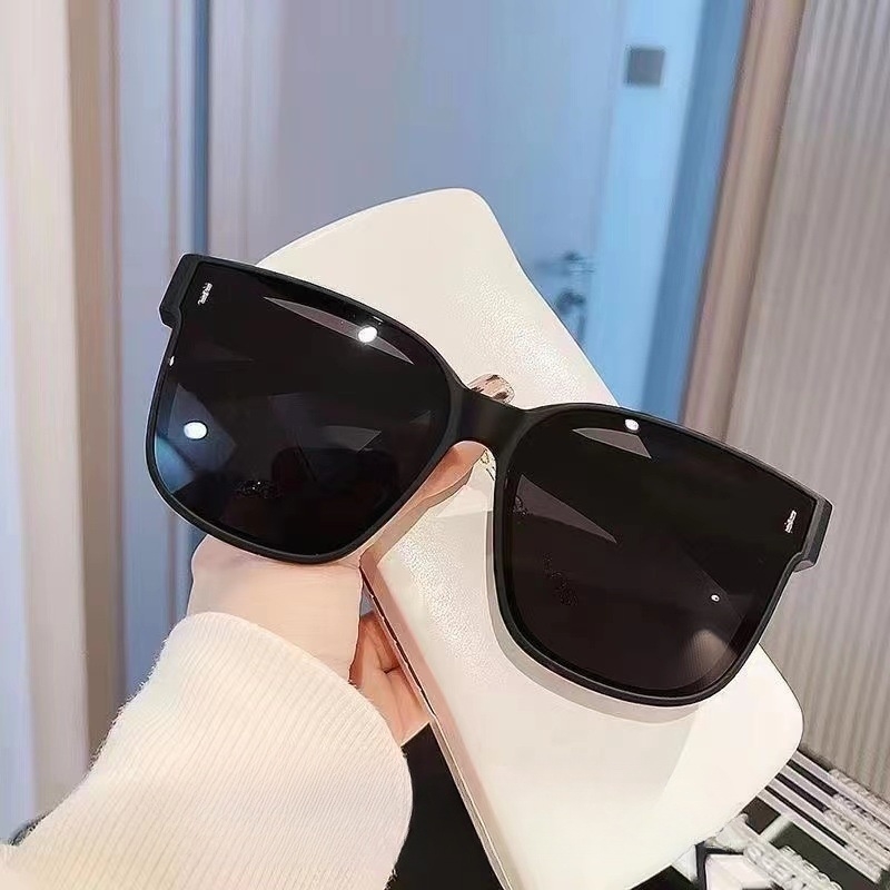 Top luxury Sunglasses polaroid lens designer womens Mens Goggle senior Eyewear For Women eyeglasses frame Vintage Metal Sun Glasses With