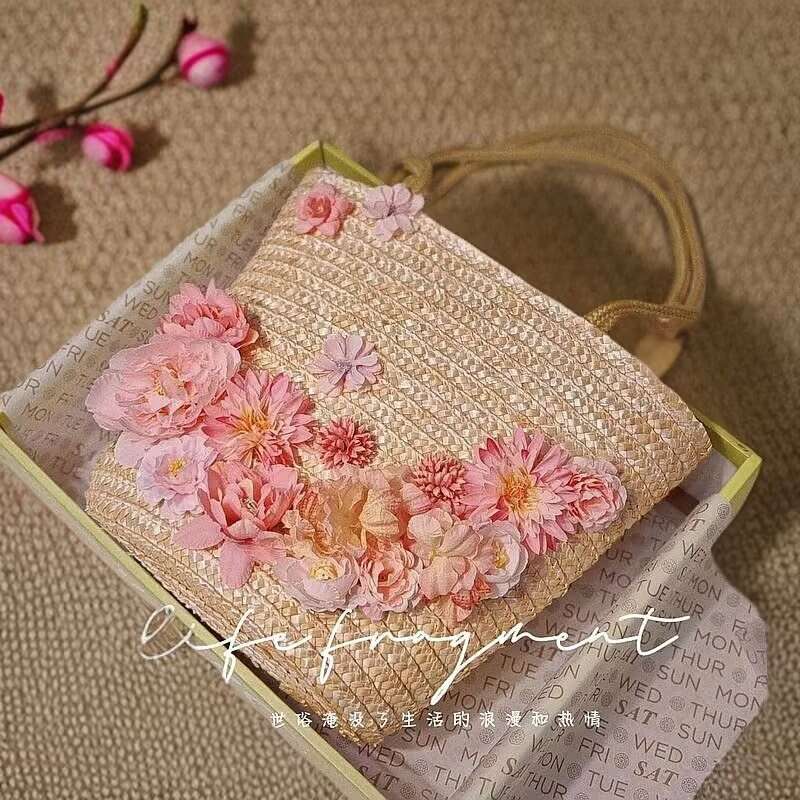 Ins Style Resort Beach Bag French Style Niche Wheat Straw Vegetable Basket One Shoulder Hand Held Large Capacity Grass Beach Vacation Woven Bag Summer