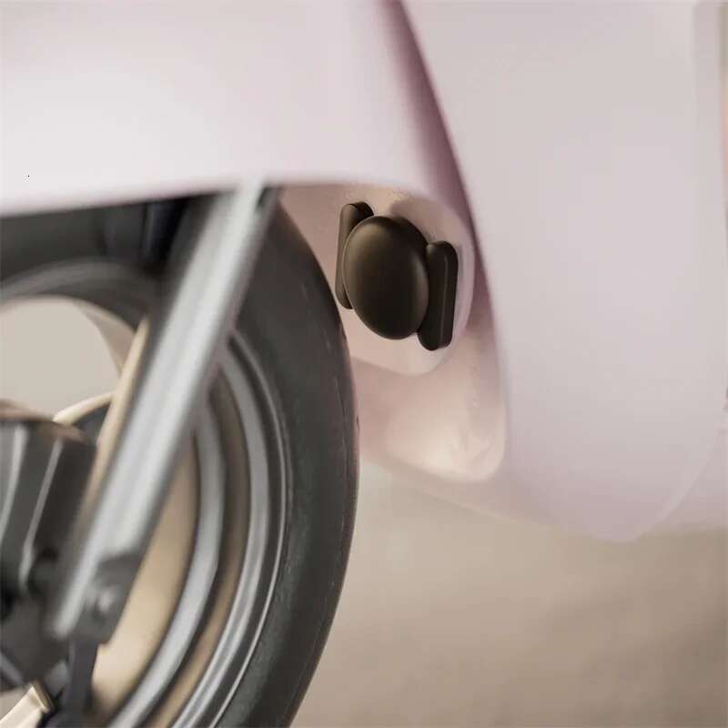 Silicone Protective New All inclusive Magnetic Durable Anti-Scratch Anti-Lost Keychain Case