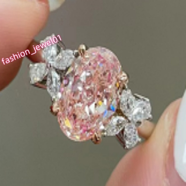 2.26 Ct Lab-grown Diamond VVS2Fancy Light Pink Oval Cut Ring Engagement Ring Classic