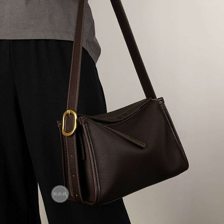 Ge Feni's new 2025 high-end texture top layer cowhide pillow bag, versatile genuine leather shoulder crossbody bag for women