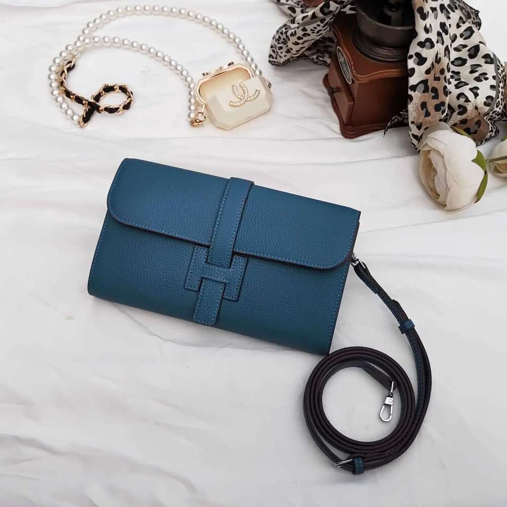 New Large Capacity Long Women's Top Layer Cow Leather Simple Handbag Litchi Pattern Wallet For Women