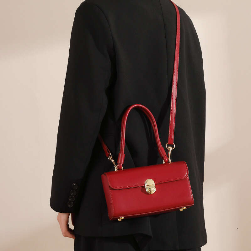 Bridal Wedding Gift Red Handbag Women S New High End Niche Commuting Crossbody Box Bag