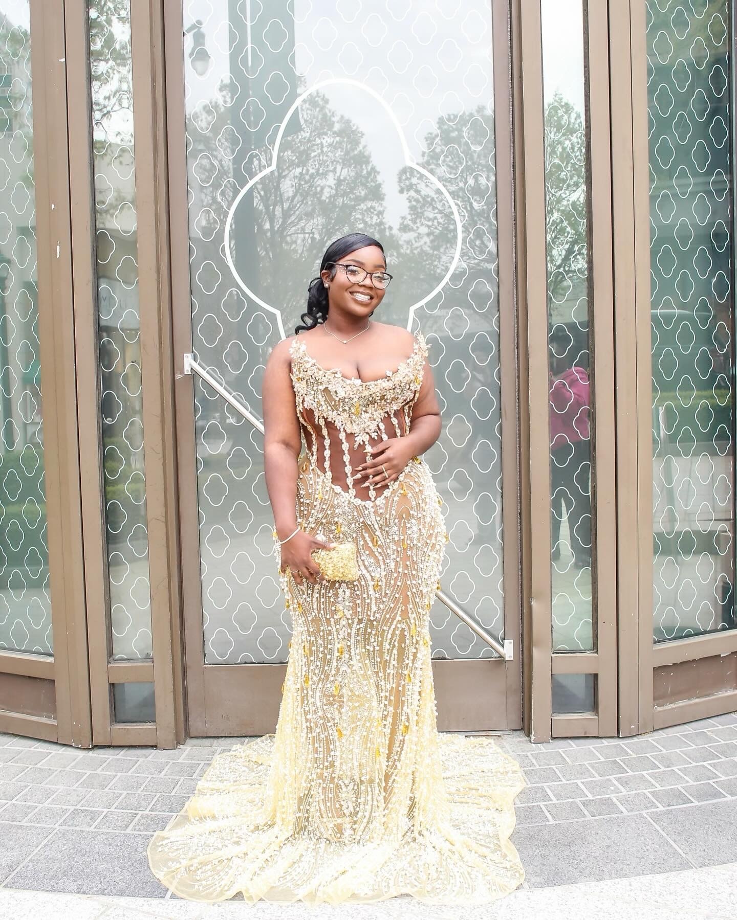 Gold Mermaid Plus Size Prom Dresses 2025 Rhinestones Beaded Sequined Illusion Evening Formal Party Second Birthday Engagement Gowns Dress For Special 