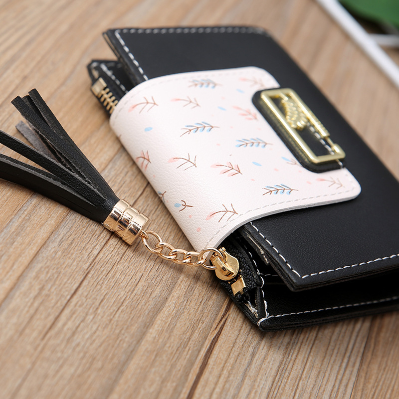 PU Leather Ladies Short Wallet Tassels Clutch Bag Cute Folding Card Holder Zipper Coin Small Purse Perfect For Everyday Use
