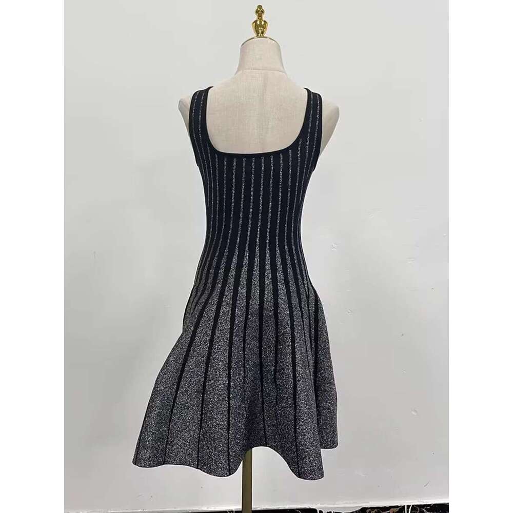 TWOTWINSTYLE Hit Color Slimming Fashion Tunic Dresses For Women Square Neck Sleeveless Patchwork Stripe Dress Female Clothing