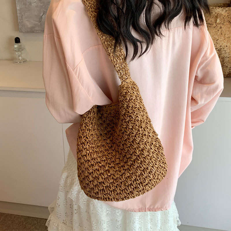 Ins Style Resort Beach Bag French Grass Woven For Women S Summer New Beach Vacation Bag Niche Rattan Single Shoulder Bucket Bag KQ