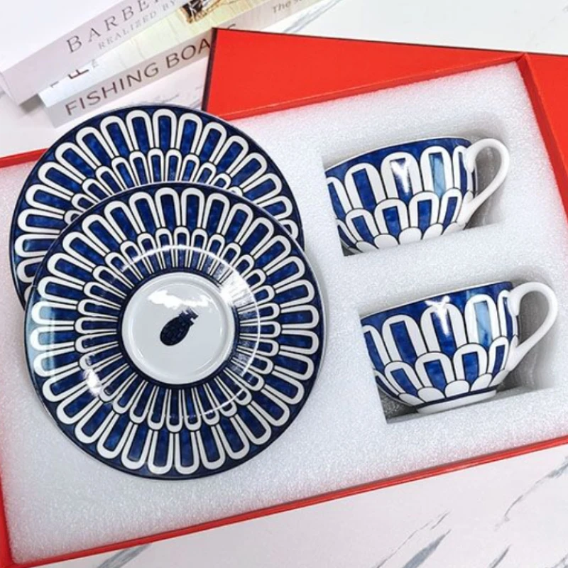 Fine Porcelain Set Tableware Retro Coffee Cup Ceramic Mug Vintage Bone China Dinner Plates Dinnerware Wedding Gift 123