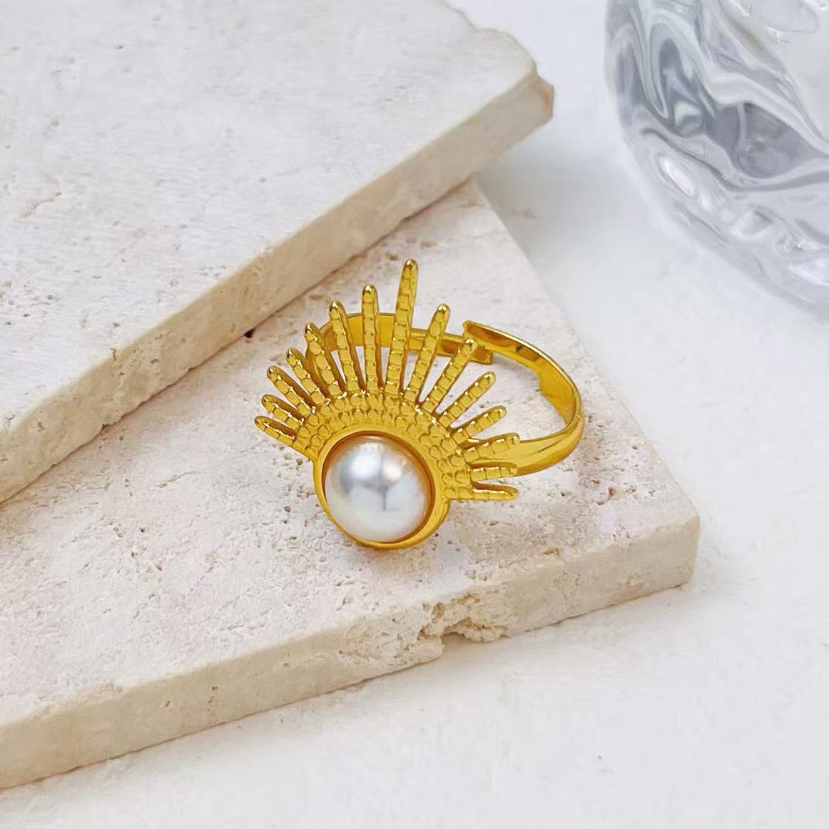 Vintage ring with electroplated pearl fan-shaped adjustable ring High quality gold designer diamond ring rings designer for women engagement men love - view 3