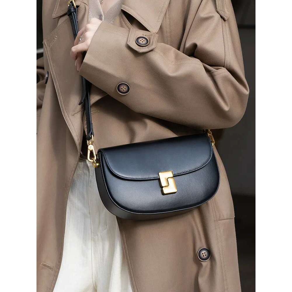 Designer Bag 2025 YANATARI Genuine Leather Red Shoulder Woman Minimalist Crossbody Cowhide Handbags Female Armpit Bag Luxury Bag
