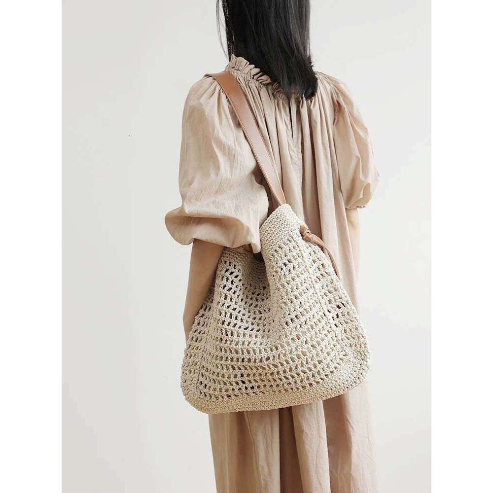 Ins Style Resort Beach Bag Four Yuan Capacity Rope Woven Hollow Tote Beach Vacation Large Bag Single Shoulder Crossbody Bag KQ