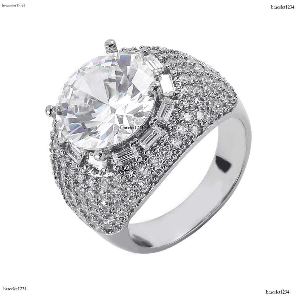 Luxury Hip Hop through the tester pigeon egg copper sleeve with large sterling silver ice out VVS Moissanite, men's and women's rings Free d