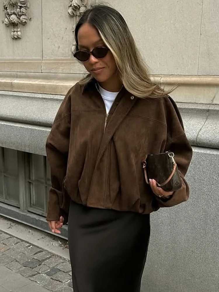 Vintage Brown Suede Jacket Women Fall Winter Casual Loose Bomber Coat Fashion Zipper Long Sleeve Cardigan Commuting Outerwear J251124