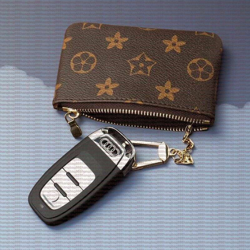 Designers Luxurys Purses KEY POUCH POCHETTE CLES Women Mens Key Ring Credit Card Holder Coin Purses Mini Wallet Bag M62650
