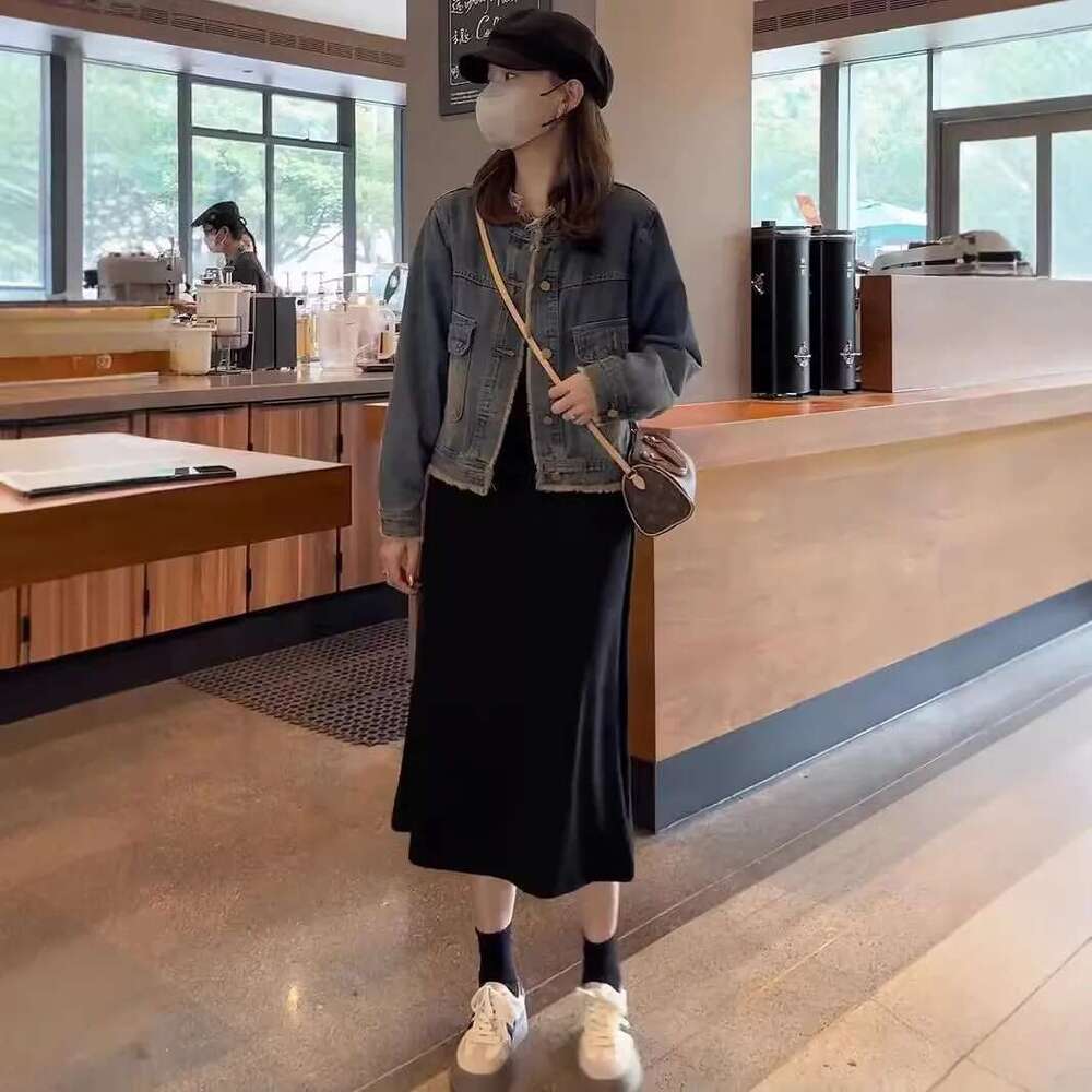 Designer Clothes Women's New Spring And Fall Denim Round Neck Burlap Vintage Washed Do Old Loose Thin Meilad Top Coat Jacket Casual