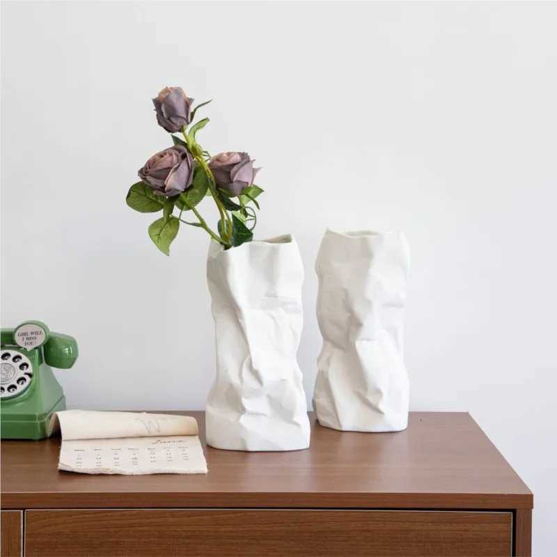Nordic Ceramic Vase Creative Vase with Dried Flowers Living Room Decoration Flowers Hydroponic Vase Home Decoration Accessories C251124