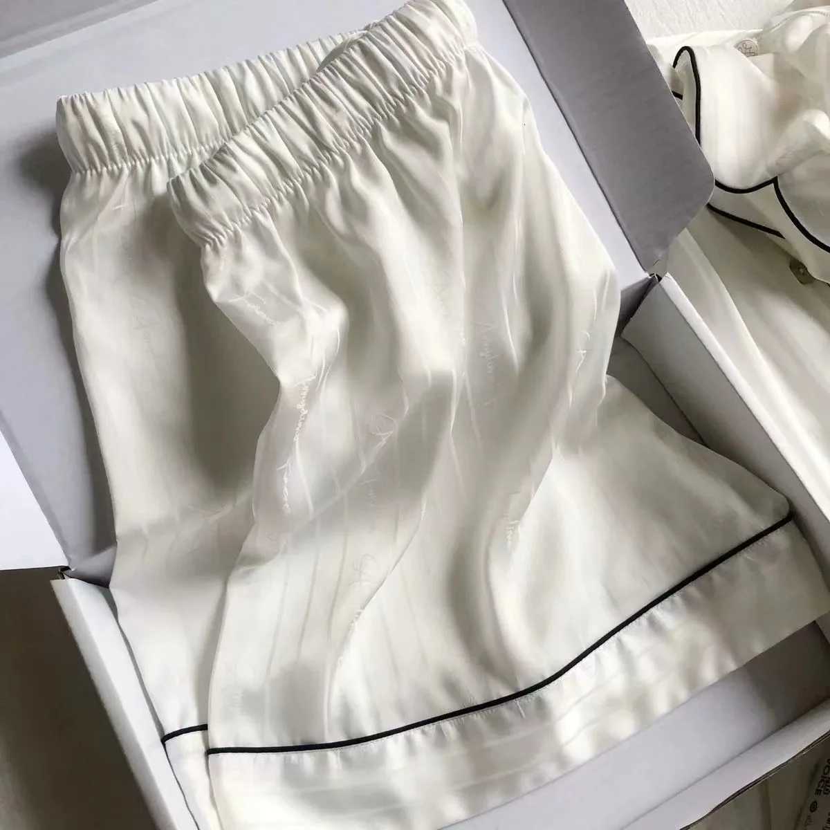 Summer Ice Silk Nightwear for Couples Cardigan Women Nightwear Short Sleeves Shorts Mens Elegant Pajamas pijamas para parejasW251124