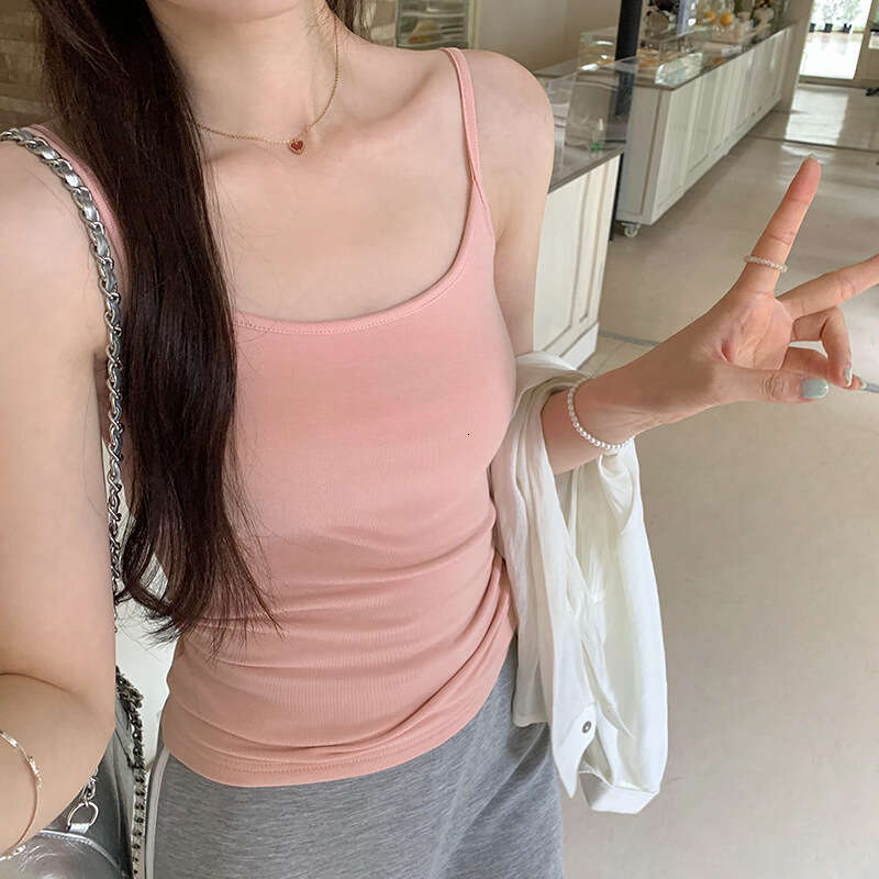 Summer 2025 American style spicy girl U tie, chest pad, suspender, women's stunning tight fitting slimming vest, breast covering short top