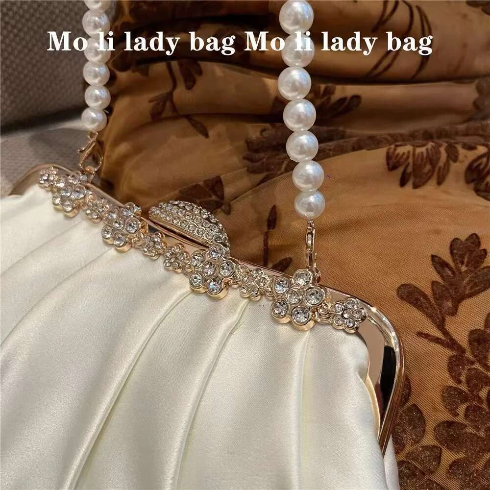 Designer Bag 2025 Satin Cloud Glitter Dia Evening Pearl Beading Fashion Women Handbag Wedding Party Clutch Purse Crossbody Bag Luxury Bag