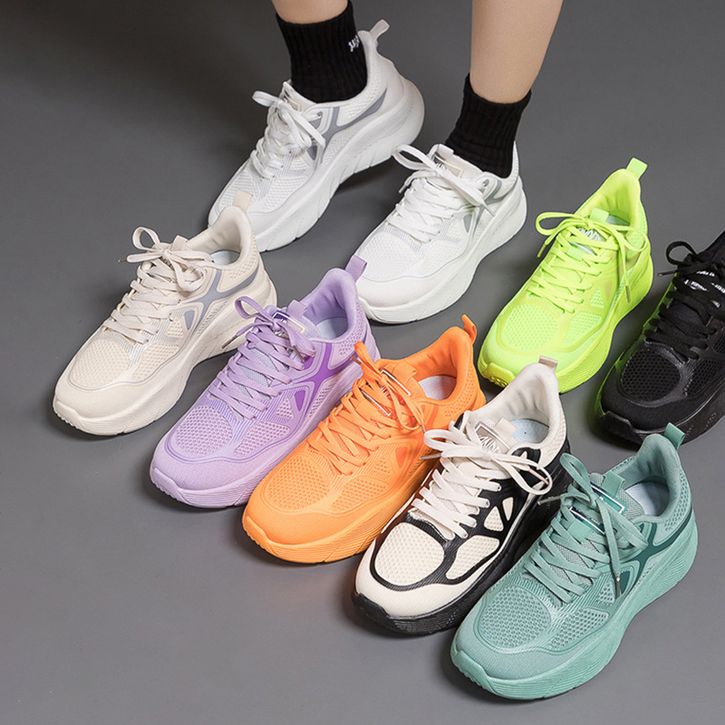 2025 Free Shipping Mens Womens Trainers Running Shoes Designer Black White Panda Color Lilac Orange Beige Green Sports Comfortable Fashion Sneakers Ou