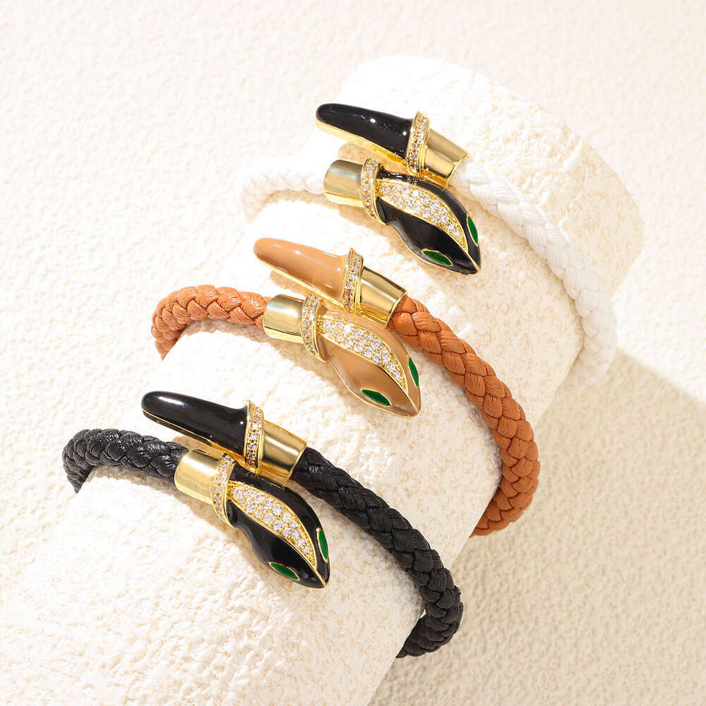 Hot selling new woven open fashionable and exquisite shaped rhinestone snake head bracelet