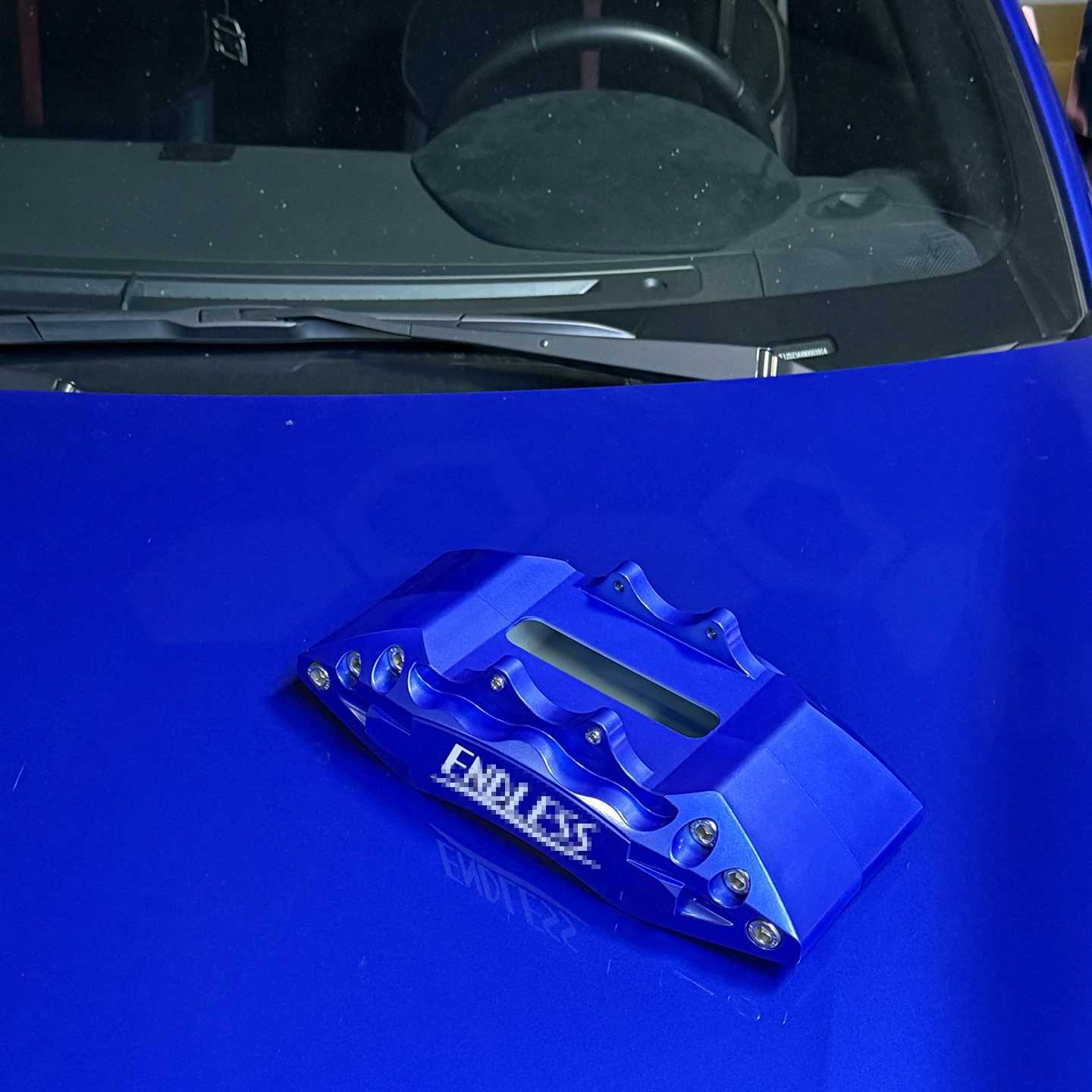 Night Kids Automotive Culture Merchandise - Brake Caliper Style Tissue Box A Must-Have for Auto EnthusiastsM251124