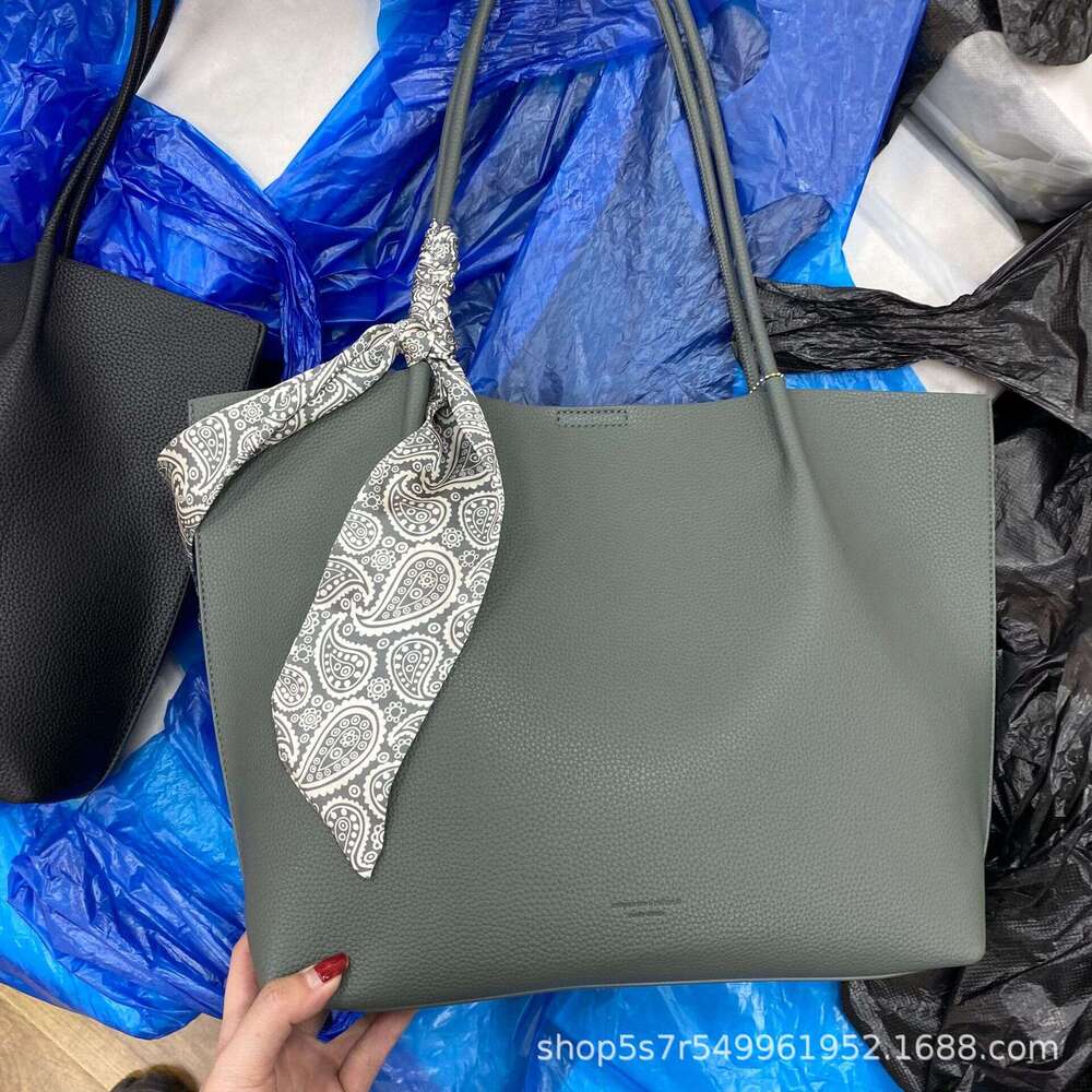 Designer Bag Silk Scarf Small Can Be Slung Diagonally Leather Rope Tote Shopping Single Shoulder Armpit Large Capacity Quality Genuine Leather Cow Sof