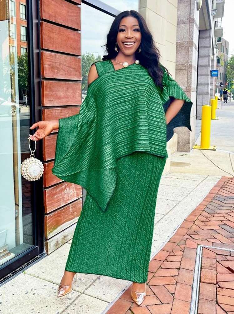 2024 Pleated Dress Women's Two Piece Sling High Waist Lacing Elegant Ankel Length Banquet Formal New Spring Fashion Spot