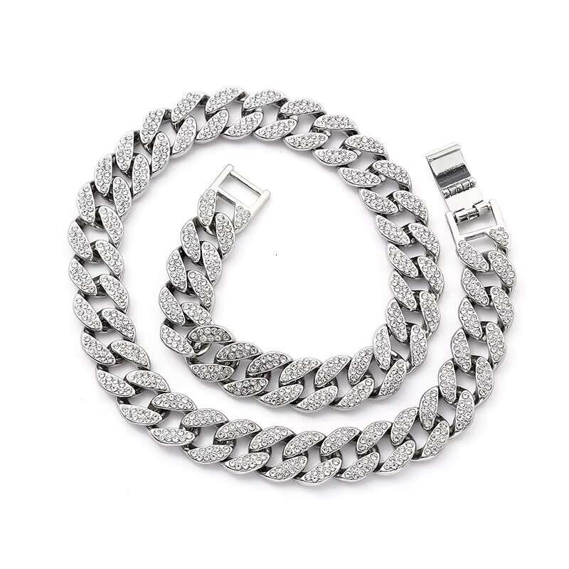 Hot Selling High-quality Fashionable Stainless Steel With Full Diamond 15mm Cuban Chain and Hip-hop Style in Europe and America