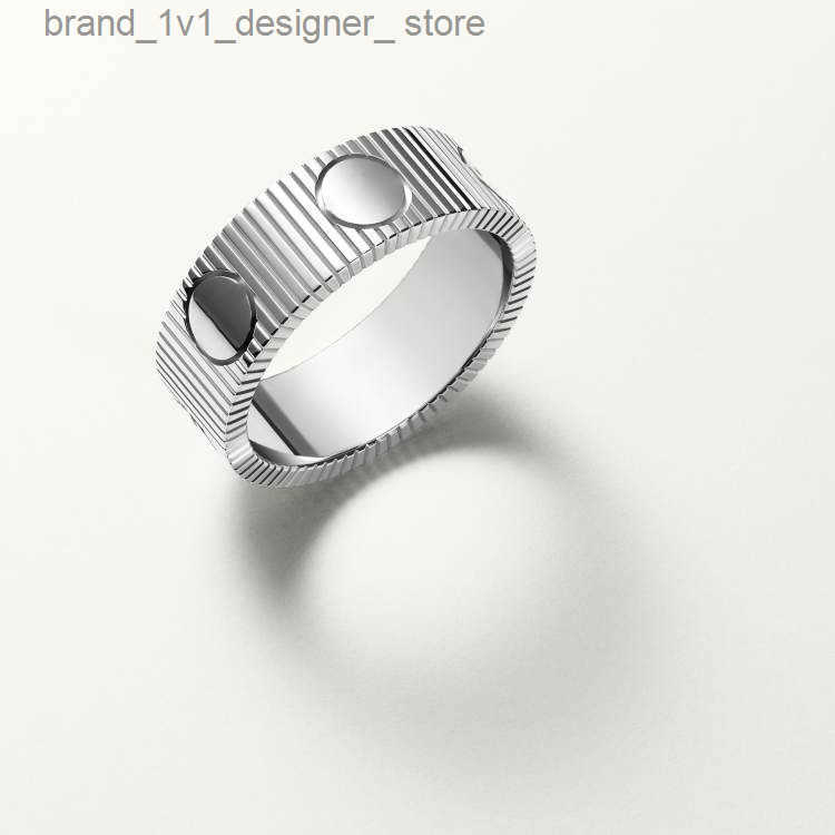 New Unimited Jewelry Ring Women Men Jewelry Couple Wedding Rings Stainless Steel Alloy Gold-plated Stripe cessories Never Fade S251115