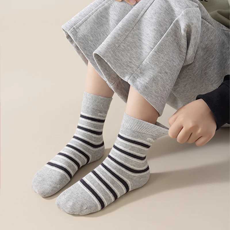 ive pairs of childrens autumn and winter Korean-style versatile striped socks soft comfortable and skin-friendly G251124