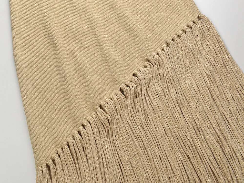 2024 Summer Lady O-Neckline Sleeveless Women Knitted Slim Fitted Designed Tassel Solid Long Dresses
