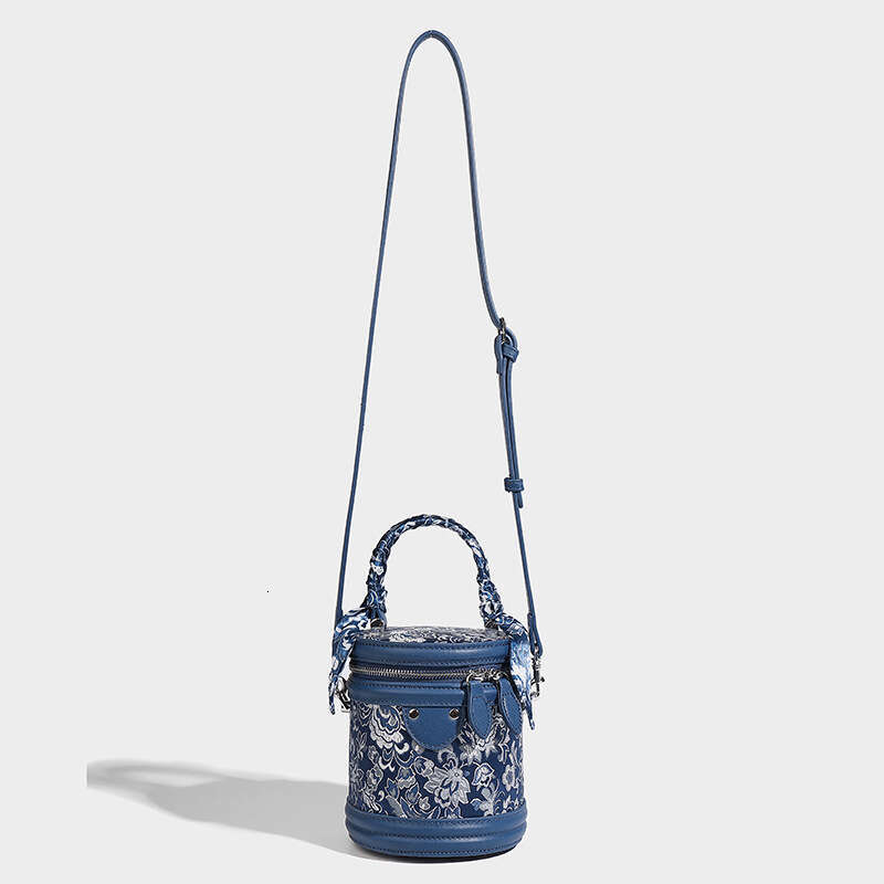 Designer Women's Bag, Lightweight Luxury, Handheld Cylindrical Bag, Chinese Multi functional Fashion Commuter Shoulder Crossbody Bag