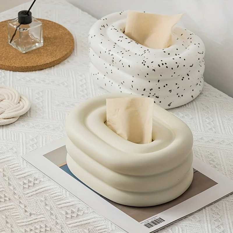 Ceramic Tissue Box Creamy Wind Ring Ceramic Decorative Tissue Dispenser Suitable for Living Room Dining Table BathroomM251124