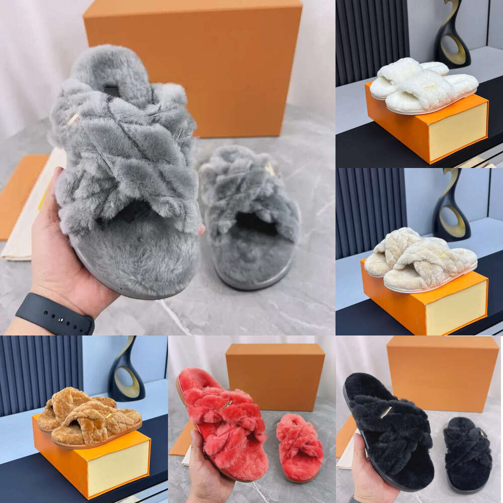 Luxury fur slide Designer shoe Wool Mule Comfort Mule Fluffy Shearling Slides Woman winter Slipper Sandal Lightweight Flats warm Snow fur slipper Rubber Slide