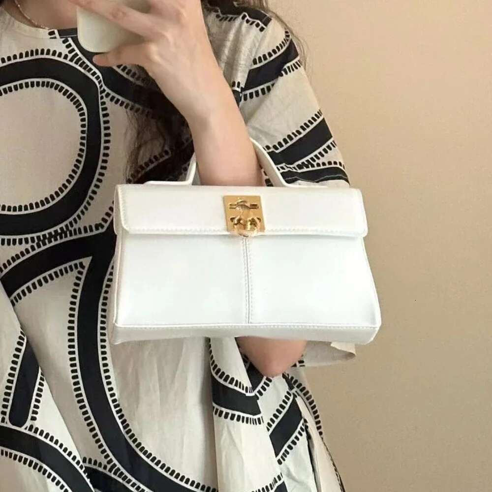 Vintage Leather Light , Niche Small Square Bag, French Crossbody Handbag, Commuting Women's Designer Bag