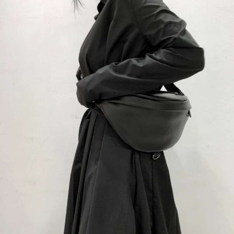 Designer Bag Casual Cowhide Crossbody Chest Bags Fashion Women Real Cow Leather Cool Saddle Waist Pack Shoulder Bag Sac Main Femme
