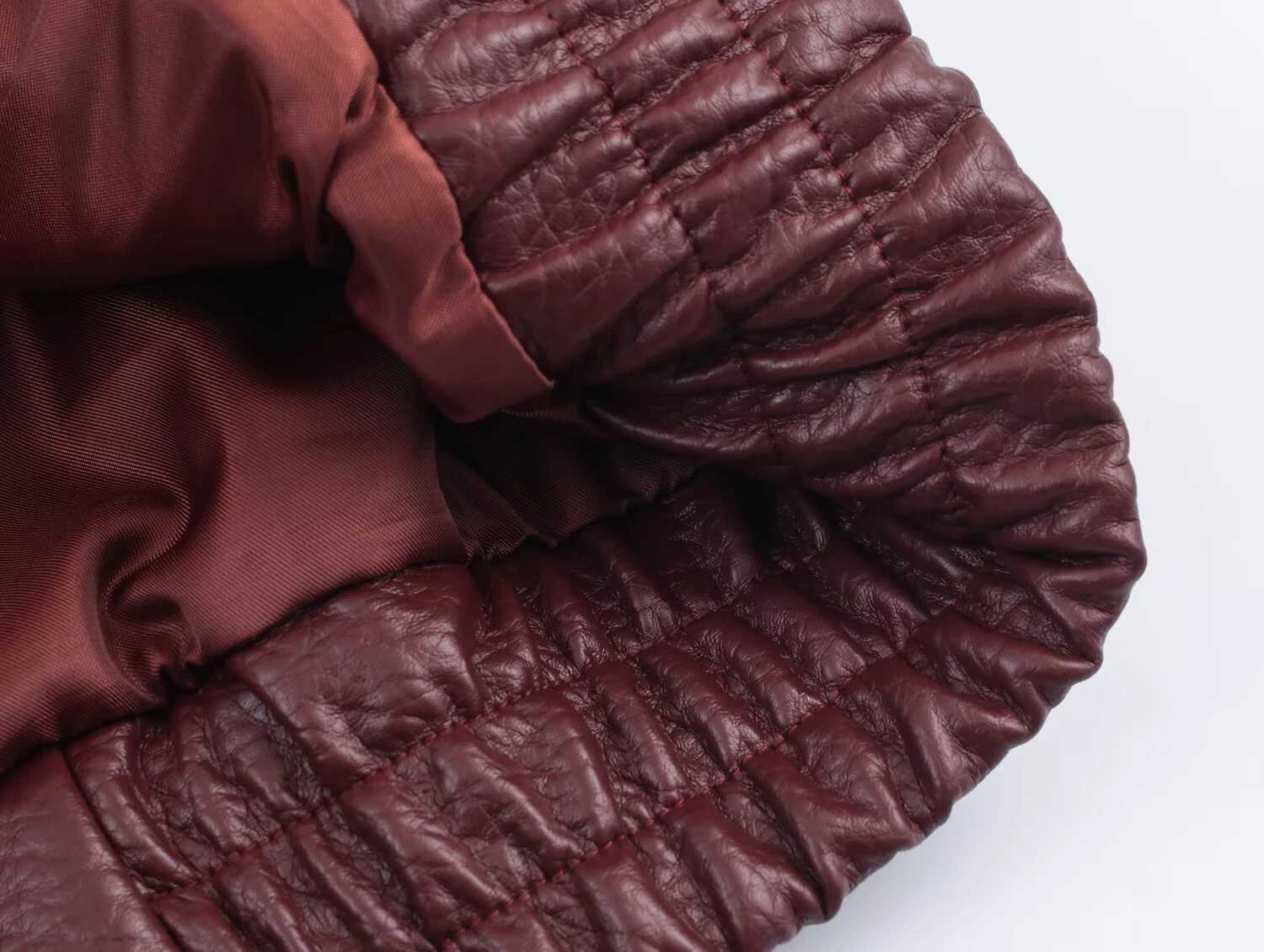 Autumn new womens clothing French motorcycle style standing collar long sleeved imitation leather short jacket J251124