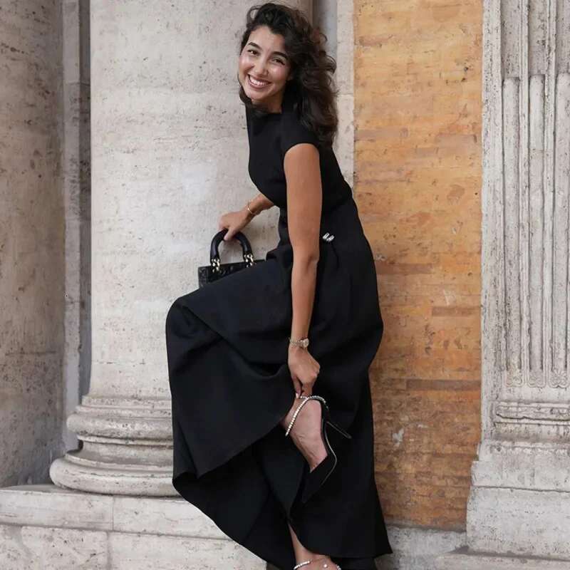 Elegant Oblique Collar Pleated A-Line Dress Women Fashion Solid Sleeveless Slim Long Dresses Female 2024 New Evening Party Gowns
