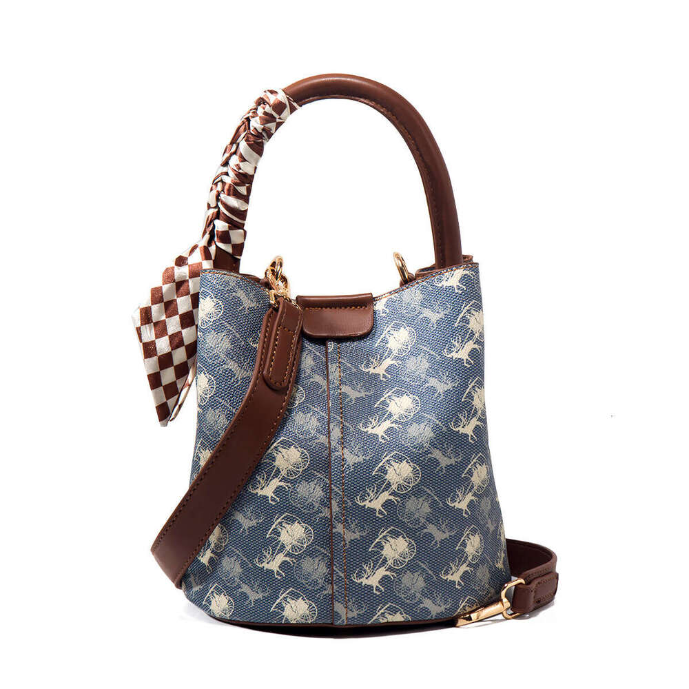 Small Autumn Winter New Women S Crossbody Bucket Woven Large Capacity Hand Held Shoulder Bag
