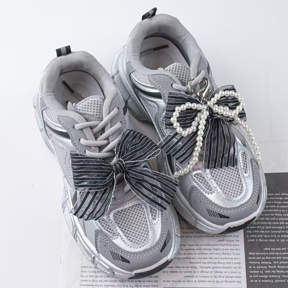 Elegant Two-Tiered Pearled Lace-Up Accents: Versatile Charms Suitable for Footwear, Handbags & Mobile Devices
