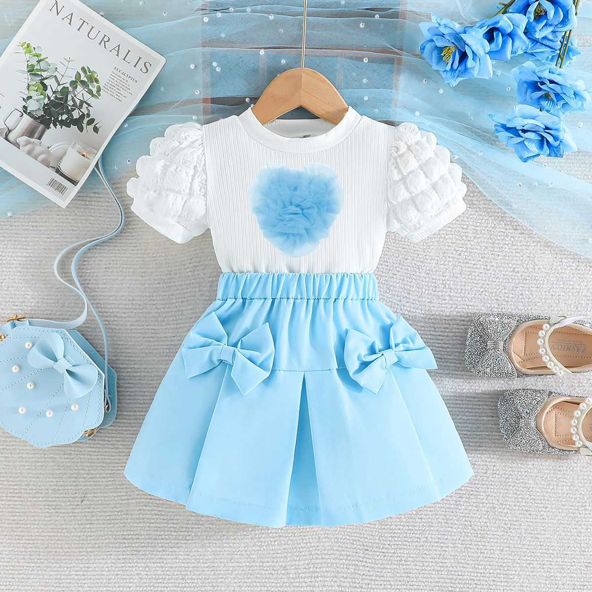 2025 New Girl Bubble Short Sleeved Top Love Bow Short Skirt Set Fashion Set Y250423lqyd